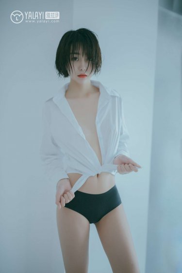 美女被摸